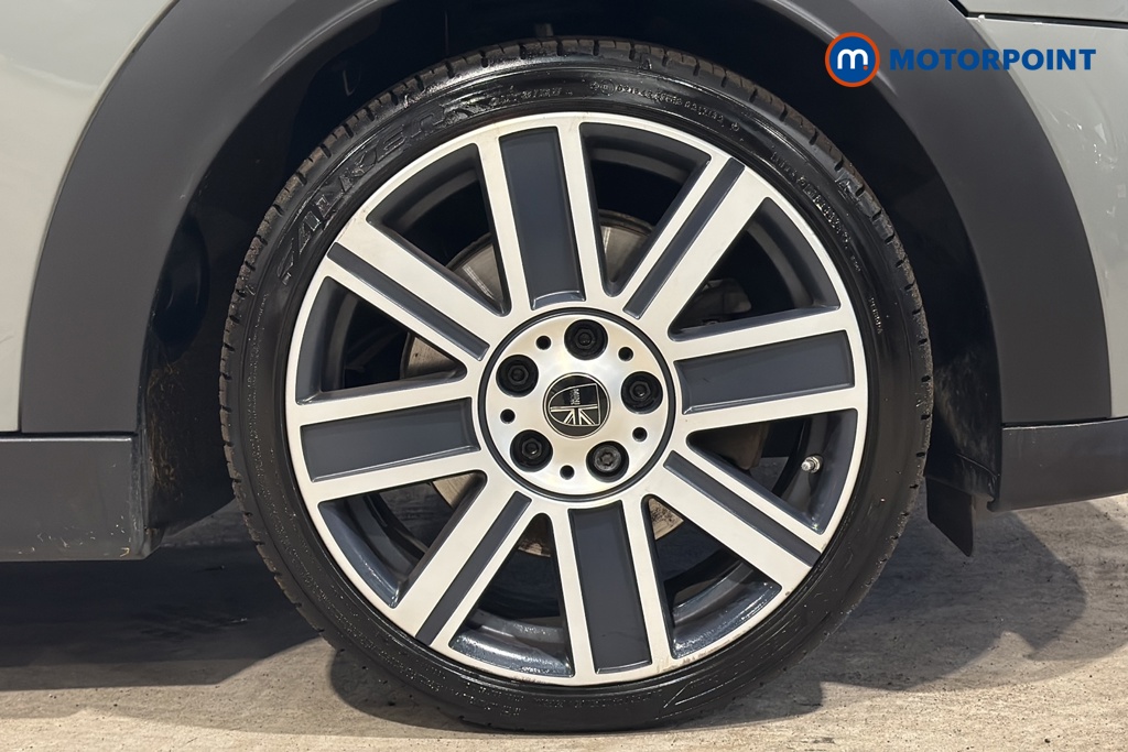 Mini Hatchback Cooper S Exclusive Automatic Petrol Hatchback - Stock Number (1644943) - 47th supplementary image
