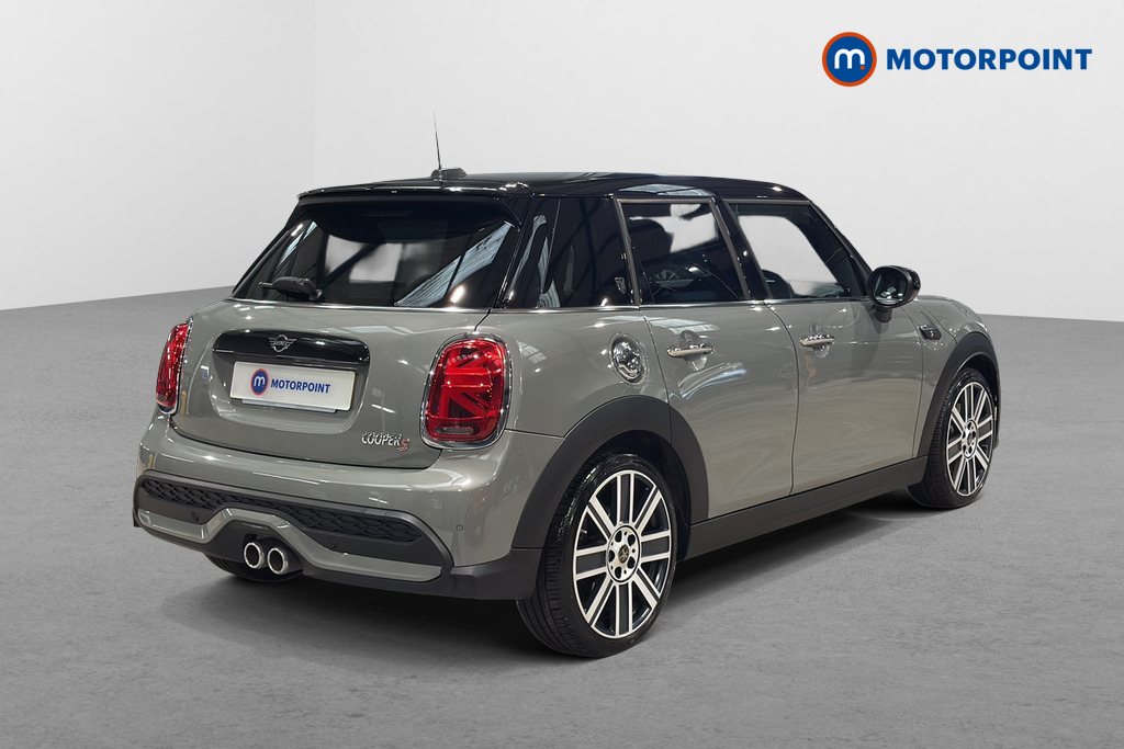 Mini Hatchback Cooper S Exclusive Automatic Petrol Hatchback - Stock Number (1644943) - Passenger side rear corner