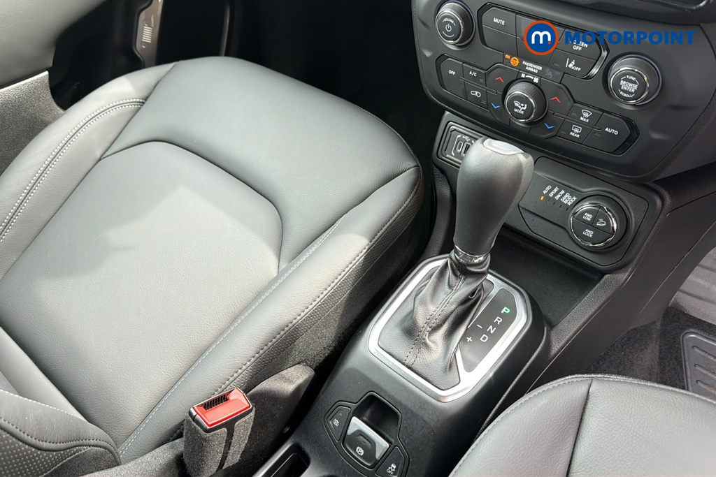 Jeep Renegade Overland Automatic Petrol Plug-In Hybrid SUV - Stock Number (1645663) - 15th supplementary image