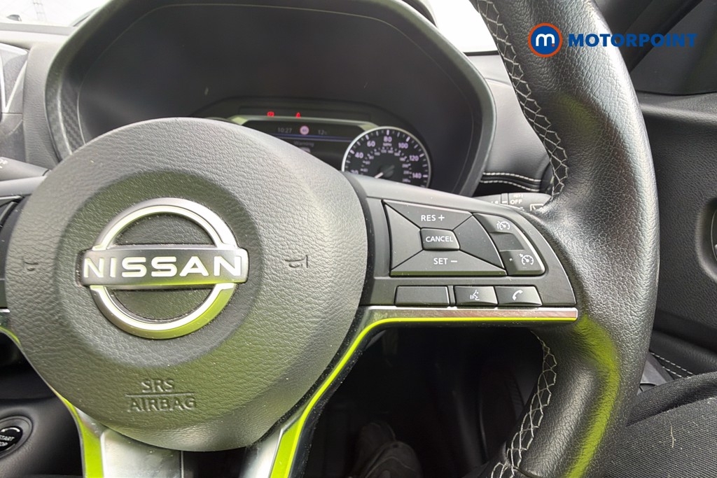 Nissan Juke N-Connecta Automatic Petrol-Electric Hybrid SUV - Stock Number (1609836) - 4th supplementary image