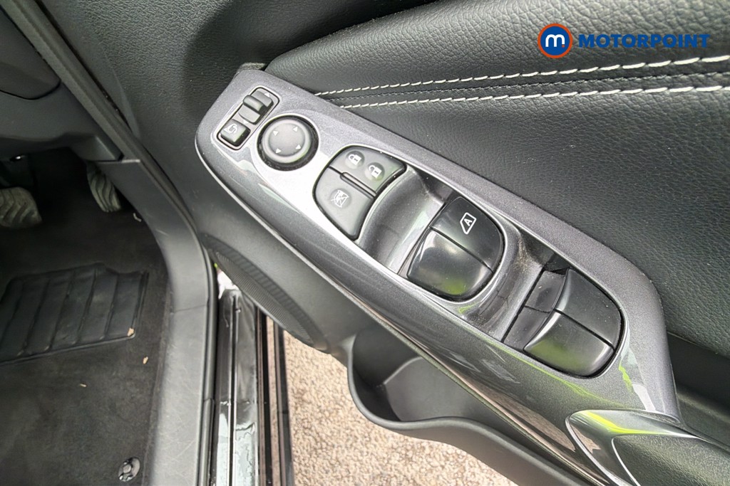 Nissan Juke N-Connecta Automatic Petrol-Electric Hybrid SUV - Stock Number (1609836) - 20th supplementary image