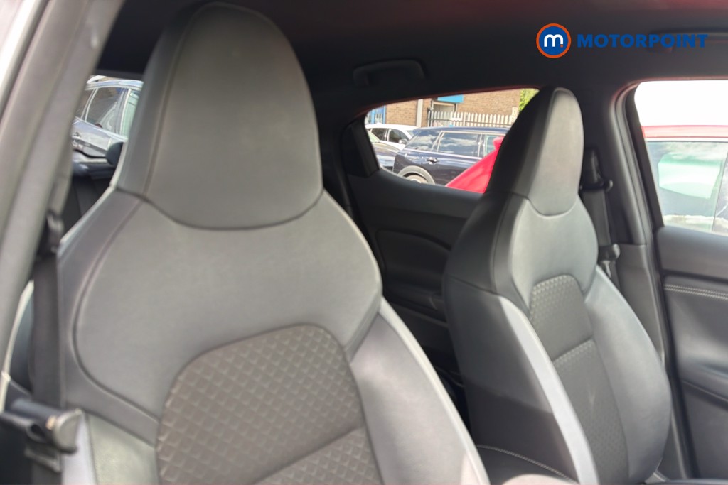 Nissan Juke N-Connecta Automatic Petrol-Electric Hybrid SUV - Stock Number (1609836) - 22nd supplementary image