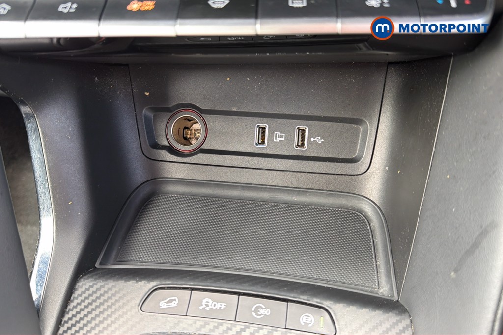 Mg Motor Uk ZS Exclusive Manual Petrol SUV - Stock Number (1627788) - 17th supplementary image