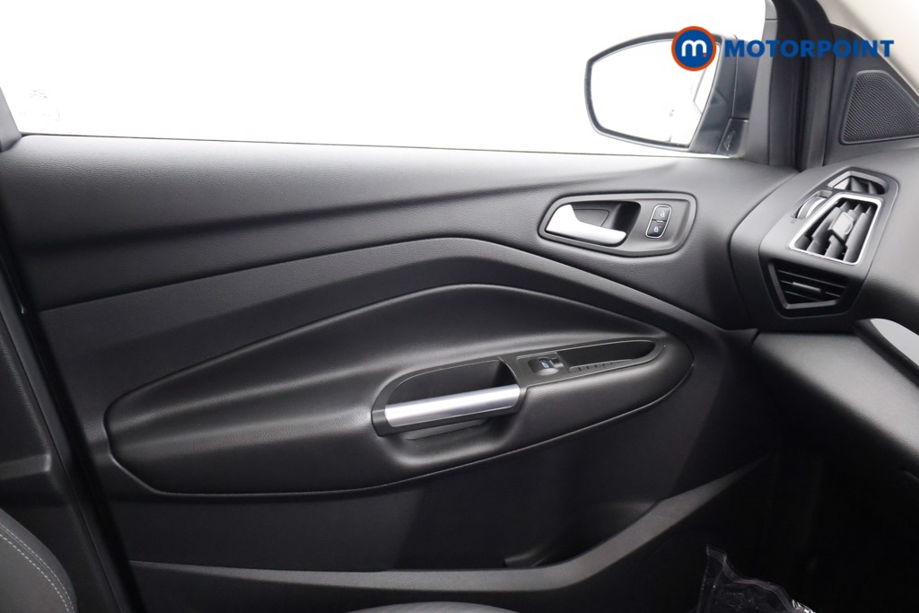 Ford Kuga Titanium Automatic Petrol SUV - Stock Number (1629049) - 9th supplementary image