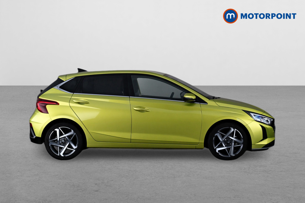 Hyundai I20 Premium Manual Petrol Hatchback - Stock Number (1633213) - Drivers side