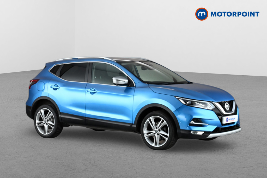 Nissan Qashqai N-Motion Automatic Diesel SUV - Stock Number (1633524) - Drivers side front corner