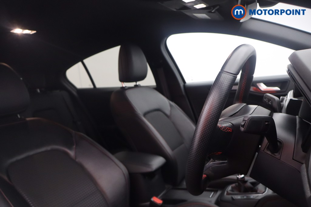 Ford Focus St-Line X Edition Manual Diesel Hatchback - Stock Number (1633978) - 15th supplementary image