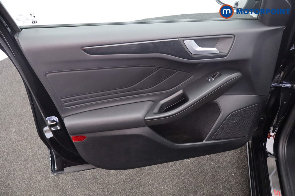 Ford Focus St-Line X Edition Manual Diesel Hatchback - Stock Number (1633978) - 23rd supplementary image