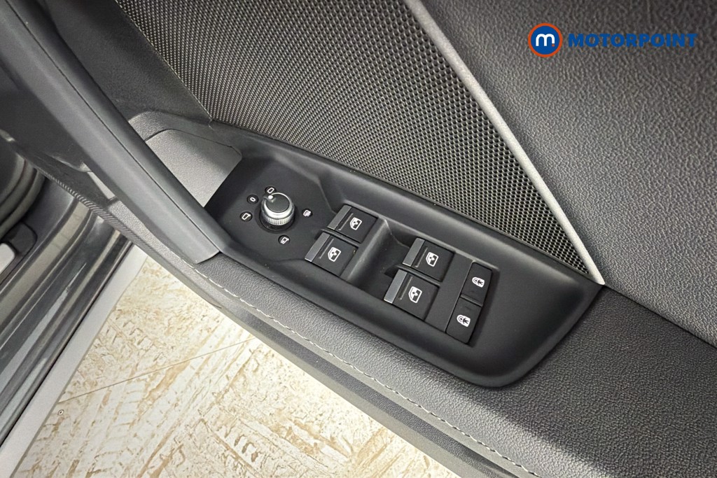 Audi A3 S Line Automatic Petrol Hatchback - Stock Number (1634131) - 20th supplementary image