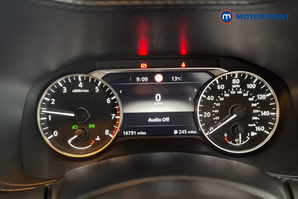 Nissan Juke Acenta Premium Manual Petrol SUV - Stock Number (1635960) - 8th supplementary image