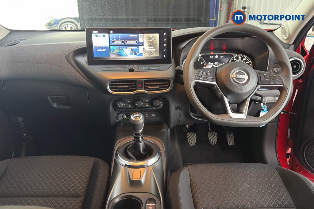 Nissan Juke Acenta Premium Manual Petrol SUV - Stock Number (1635960) - 1st supplementary image