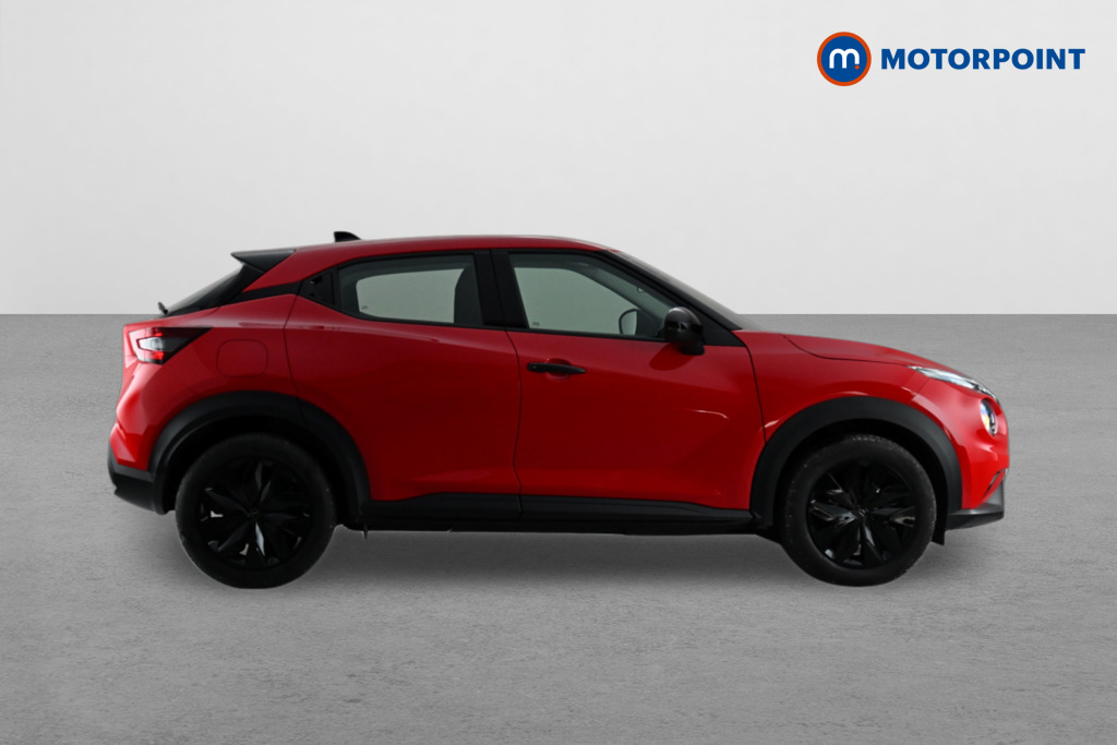 Nissan Juke Acenta Premium Manual Petrol SUV - Stock Number (1635960) - Drivers side