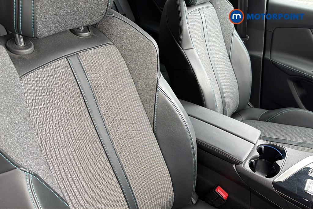 Peugeot 3008 Allure Premium Automatic Diesel SUV - Stock Number (1636035) - 22nd supplementary image