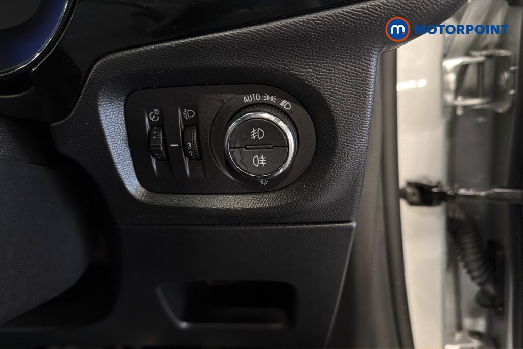 Vauxhall Corsa GS Manual Petrol Hatchback - Stock Number (1636318) - 18th supplementary image