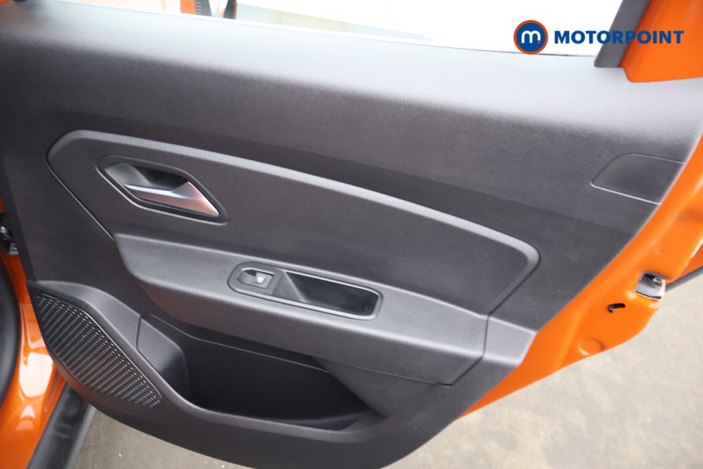 Dacia Duster Comfort Manual Petrol SUV - Stock Number (1636594) - 16th supplementary image