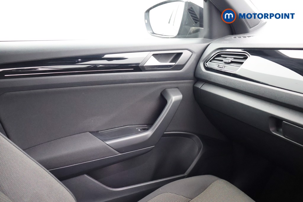 Volkswagen T-Roc Black Edition Manual Diesel SUV - Stock Number (1636681) - 10th supplementary image