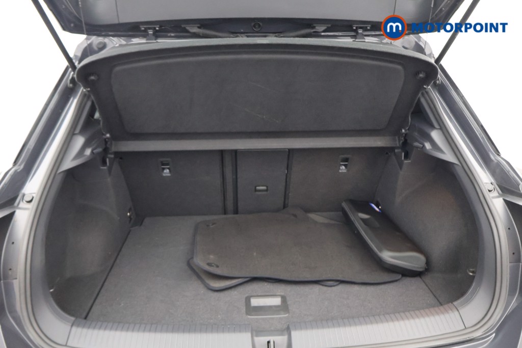 Volkswagen T-Roc Black Edition Manual Diesel SUV - Stock Number (1636681) - 18th supplementary image