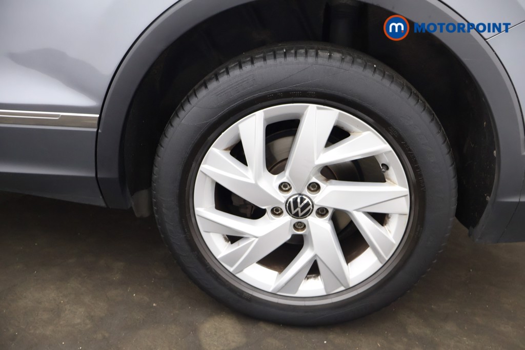 Volkswagen Tiguan Allspace Life Automatic Petrol SUV - Stock Number (1637212) - 24th supplementary image