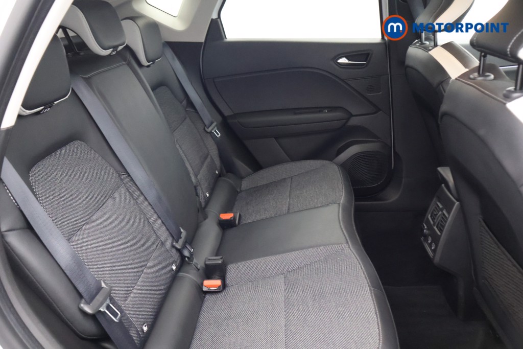 Renault Captur Se Edition Automatic Petrol SUV - Stock Number (1637995) - 14th supplementary image