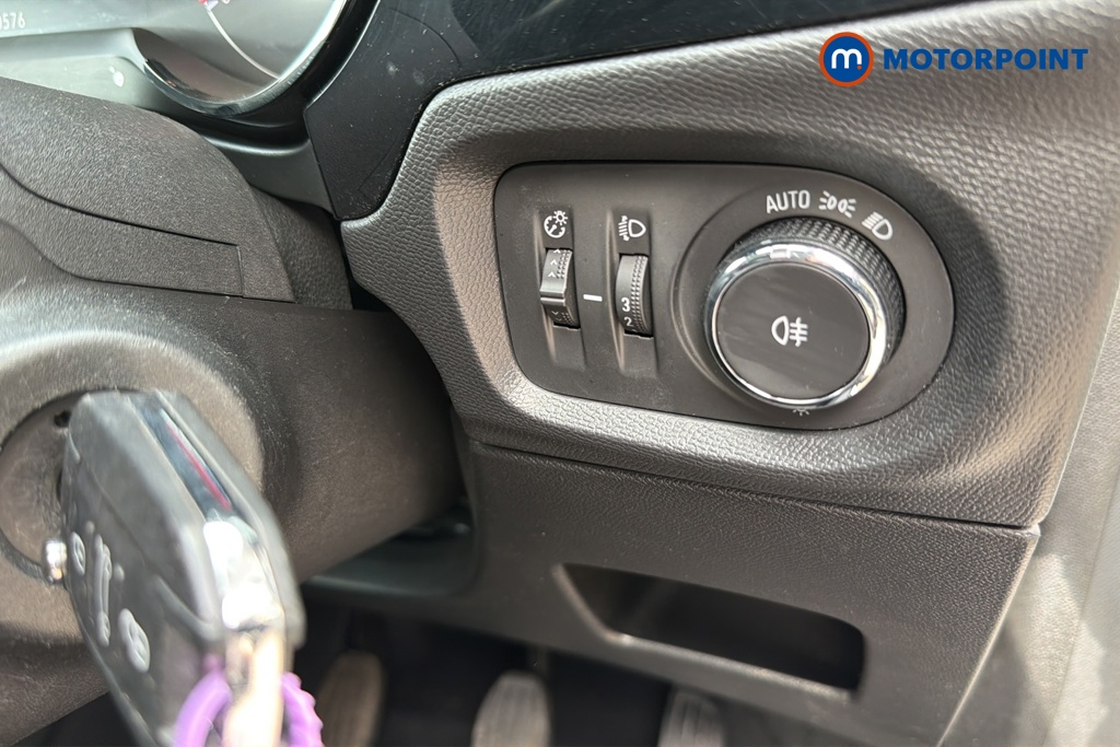 Vauxhall Corsa Design Manual Petrol Hatchback - Stock Number (1638002) - 11th supplementary image