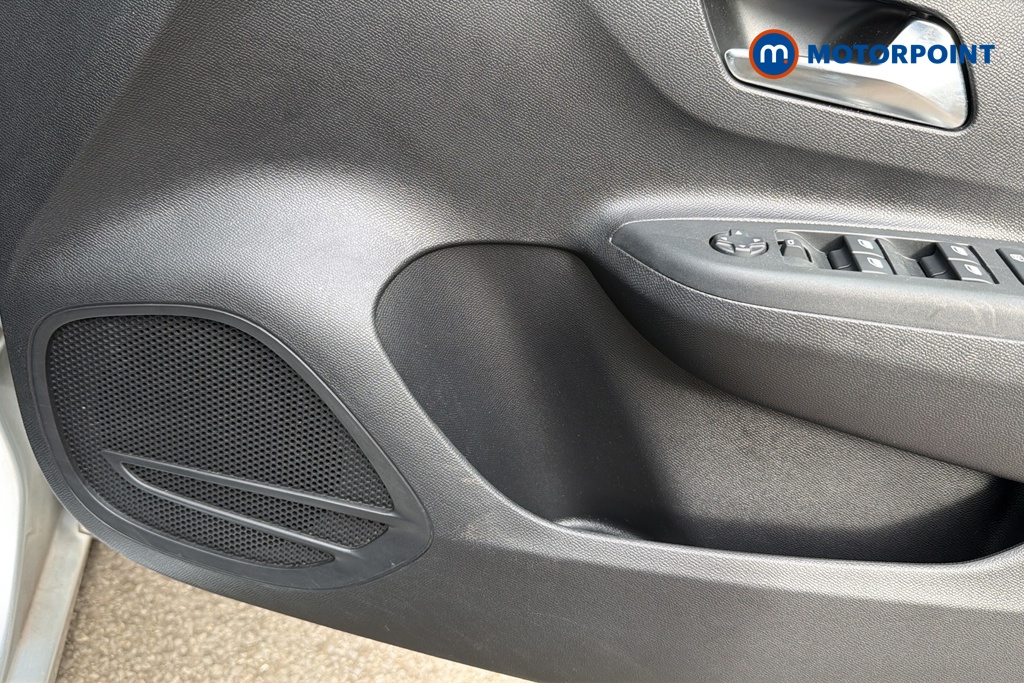 Vauxhall Corsa Design Manual Petrol Hatchback - Stock Number (1638002) - 21st supplementary image