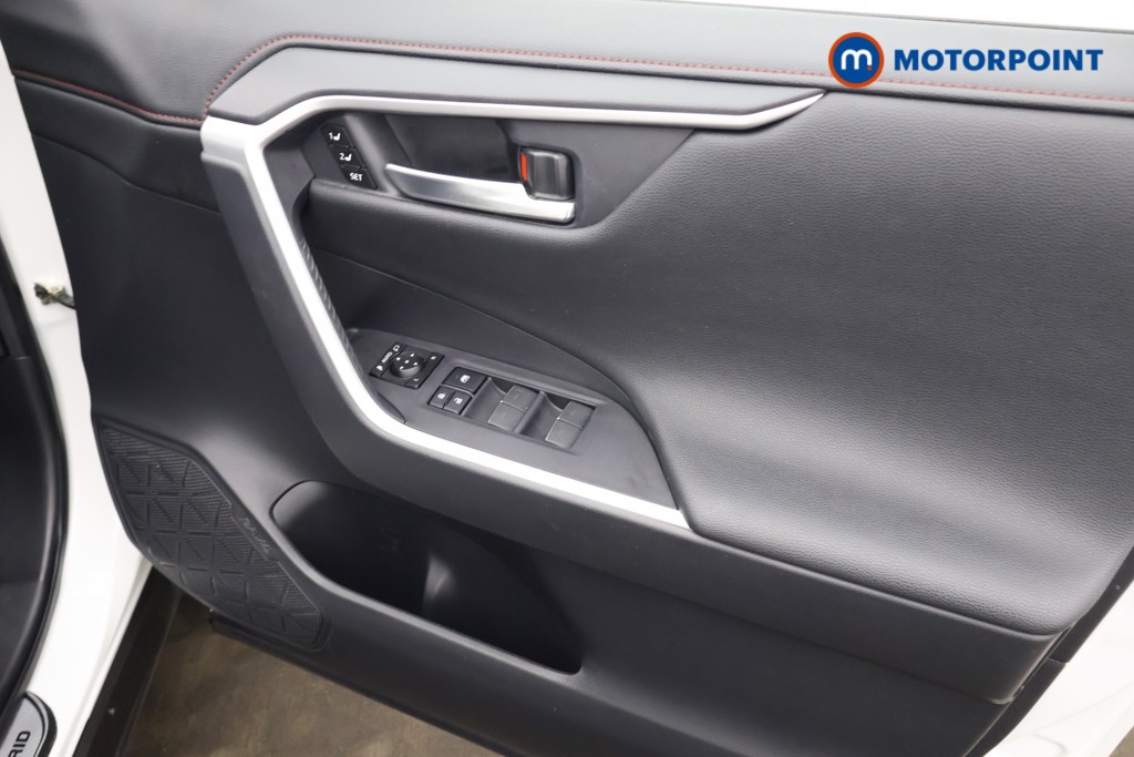 Toyota Rav4 Dynamic Premium Automatic Petrol Plug-In Hybrid SUV - Stock Number (1638899) - 11th supplementary image