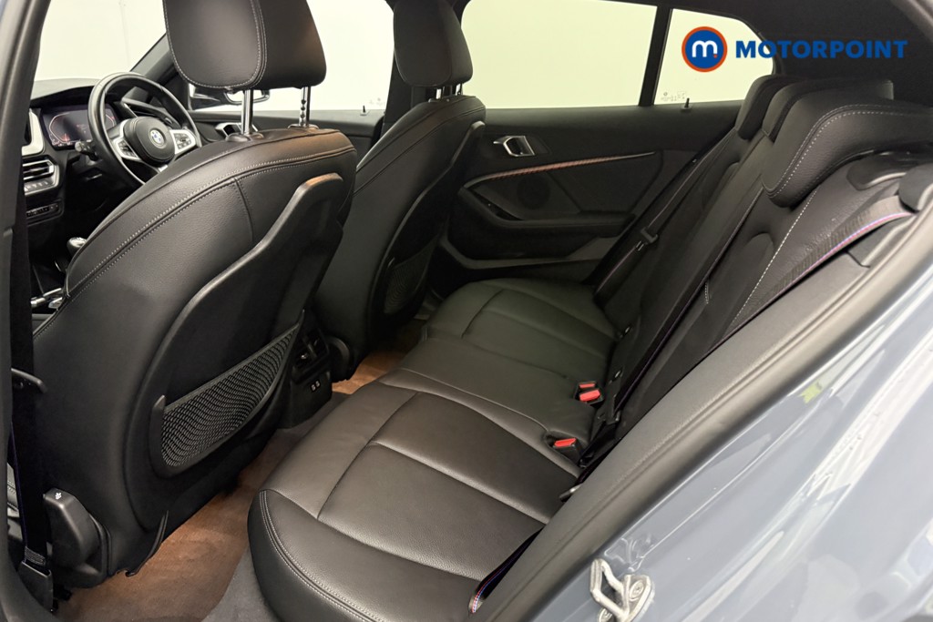 BMW 1 Series M Sport Manual Diesel Hatchback - Stock Number (1638949) - 4th supplementary image
