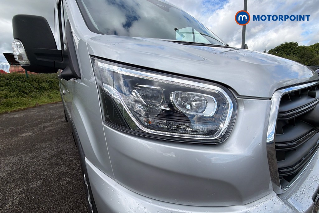 Ford Transit Limited Automatic Diesel Medium Roof Van - Stock Number (1639441) - 44th supplementary image