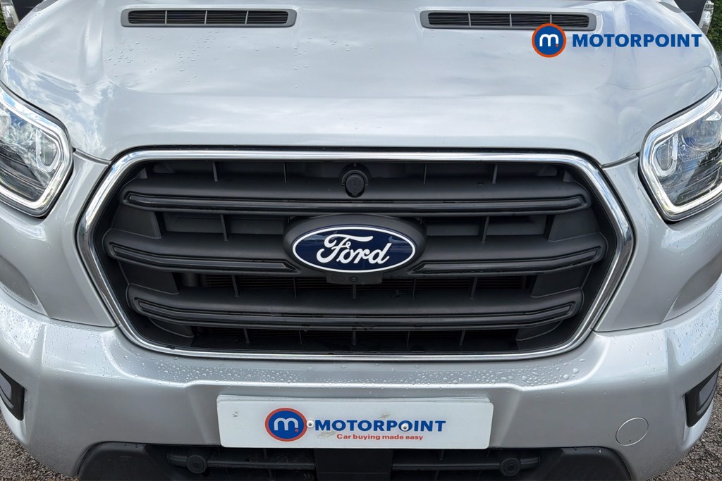 Ford Transit Limited Automatic Diesel Medium Roof Van - Stock Number (1639441) - 45th supplementary image