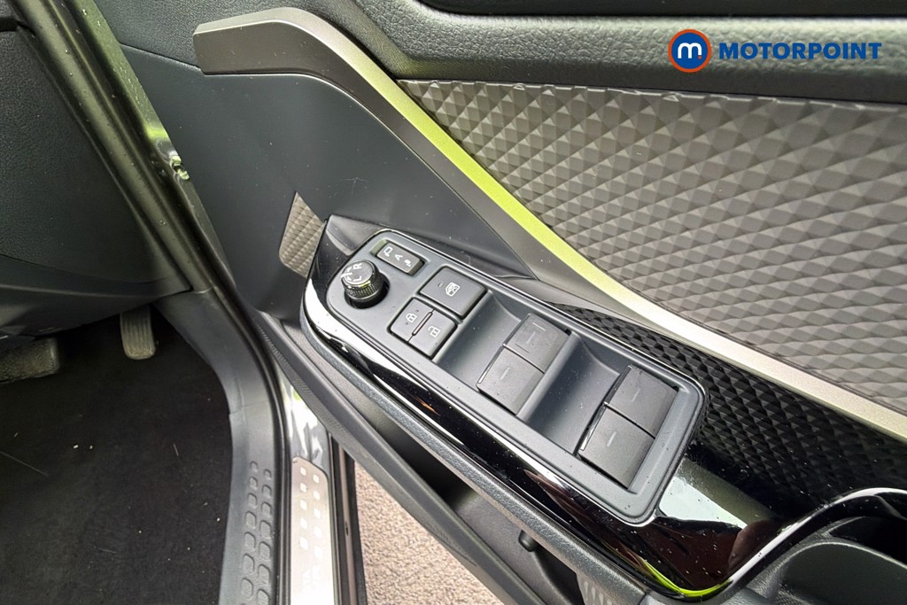 Toyota C-Hr Excel Automatic Petrol-Electric Hybrid SUV - Stock Number (1639858) - 20th supplementary image