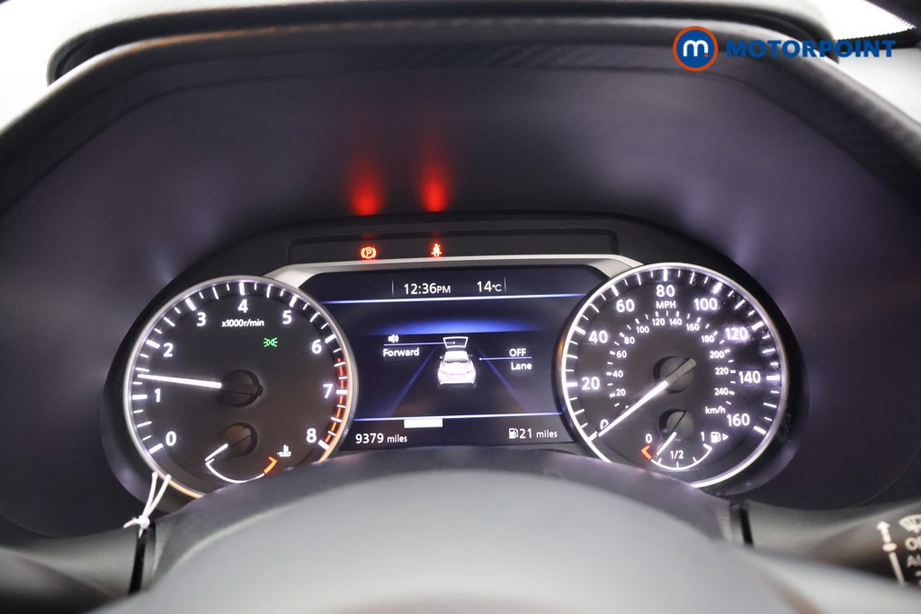 Nissan Juke N-Connecta Manual Petrol SUV - Stock Number (1640007) - 4th supplementary image