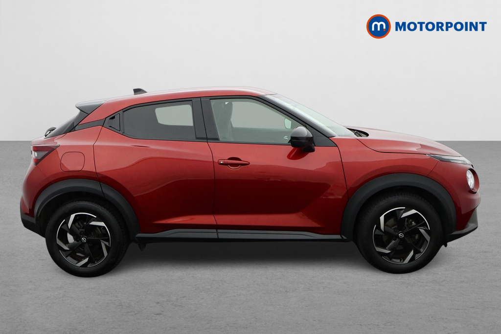 Nissan Juke N-Connecta Manual Petrol SUV - Stock Number (1640007) - Drivers side