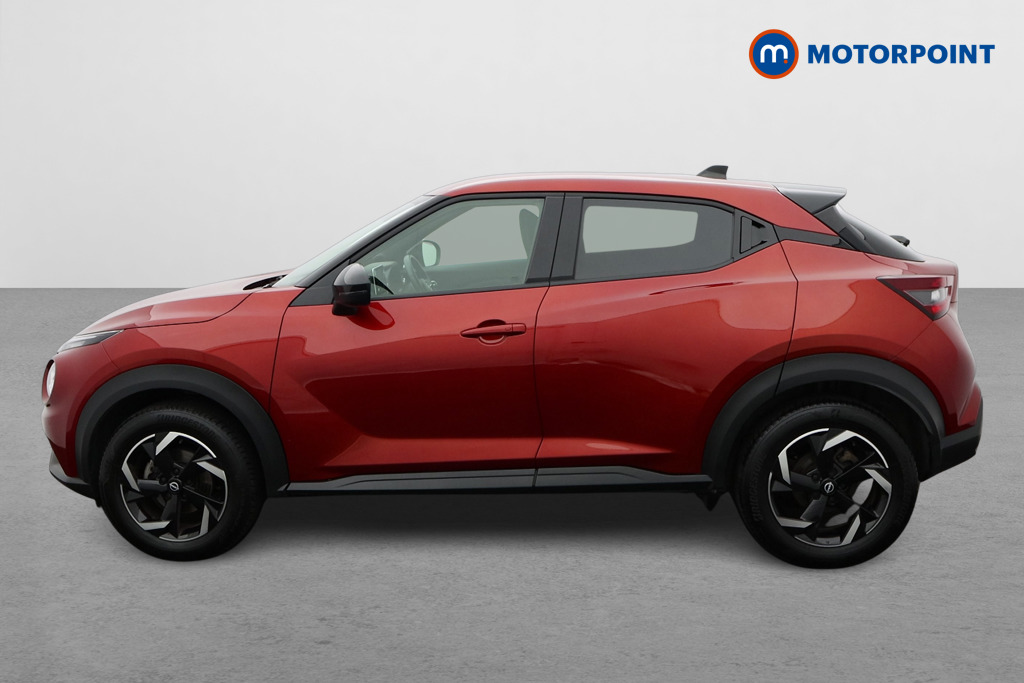 Nissan Juke N-Connecta Manual Petrol SUV - Stock Number (1640007) - Passenger side
