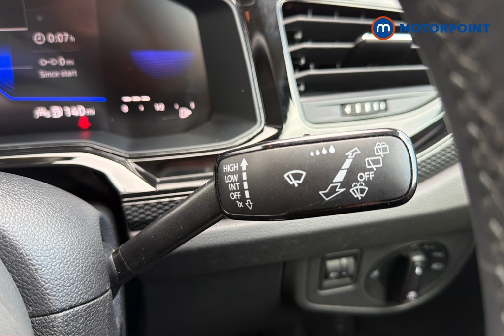 Volkswagen Polo Life Manual Petrol Hatchback - Stock Number (1640276) - 7th supplementary image