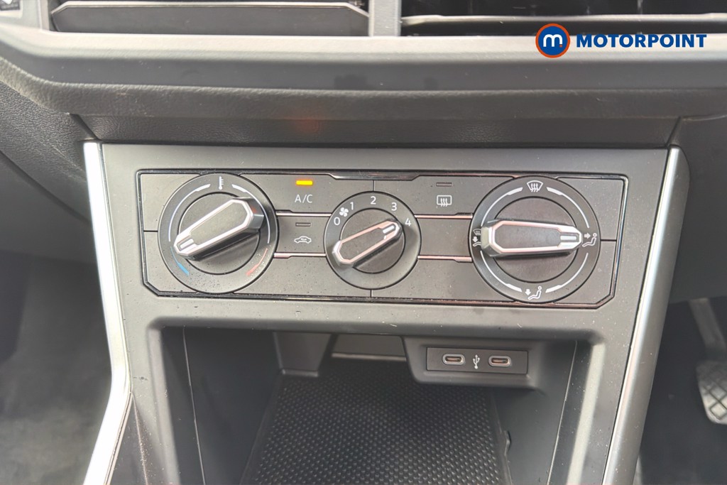 Volkswagen Polo Life Manual Petrol Hatchback - Stock Number (1640276) - 12th supplementary image