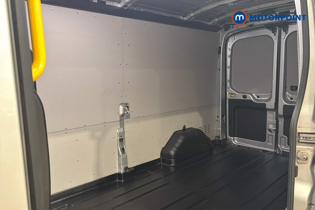 Ford Transit Limited Automatic Diesel Medium Roof Van - Stock Number (1640310) - 28th supplementary image