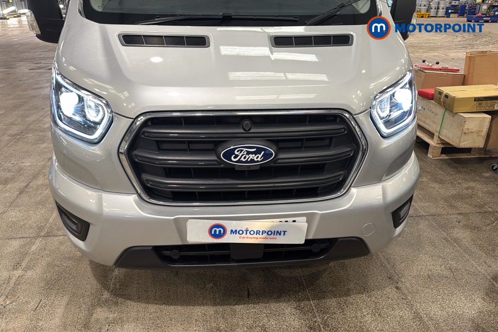 Ford Transit Limited Automatic Diesel Medium Roof Van - Stock Number (1640310) - 45th supplementary image