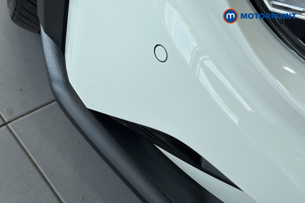 Nissan Juke N-Connecta Manual Petrol SUV - Stock Number (1640571) - 38th supplementary image