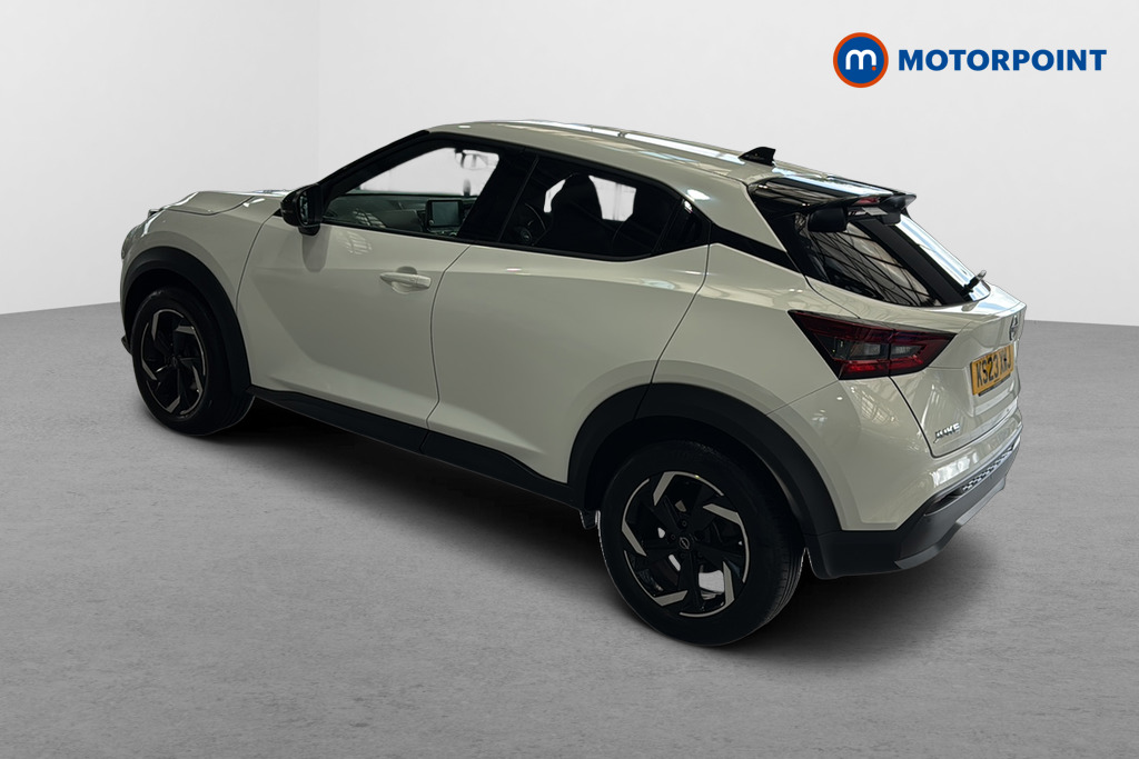 Nissan Juke N-Connecta Manual Petrol SUV - Stock Number (1640571) - Drivers side rear corner