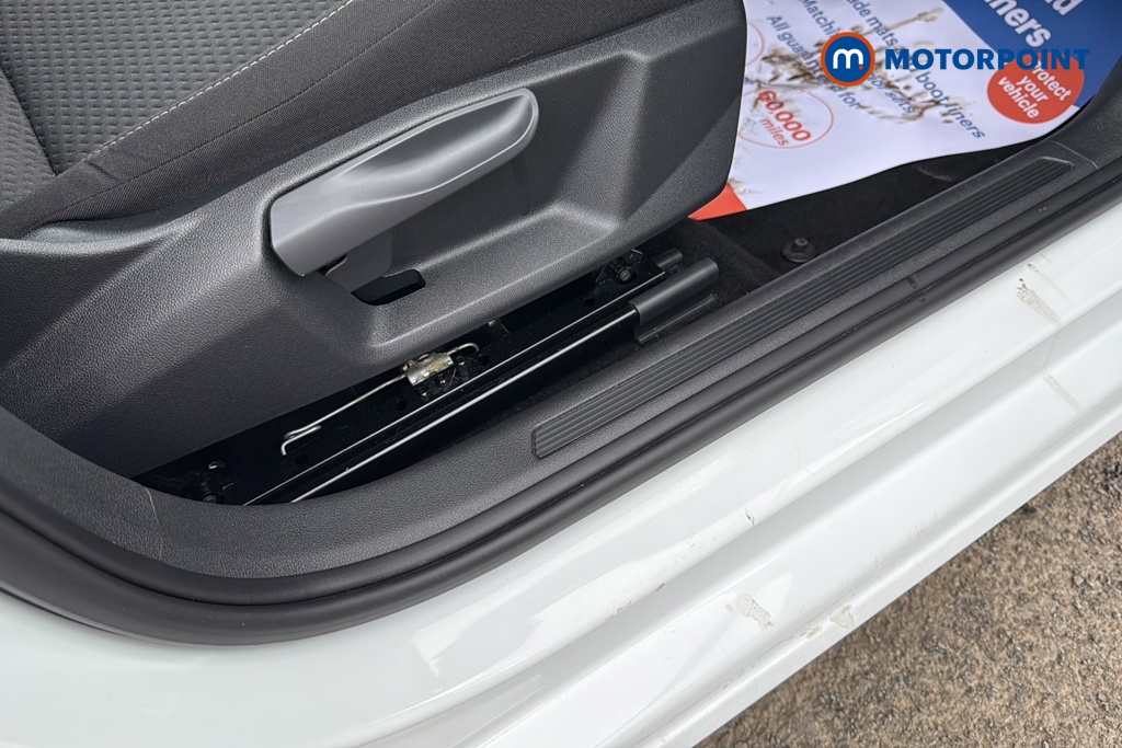 Volkswagen Polo Match Manual Petrol Hatchback - Stock Number (1640976) - 24th supplementary image