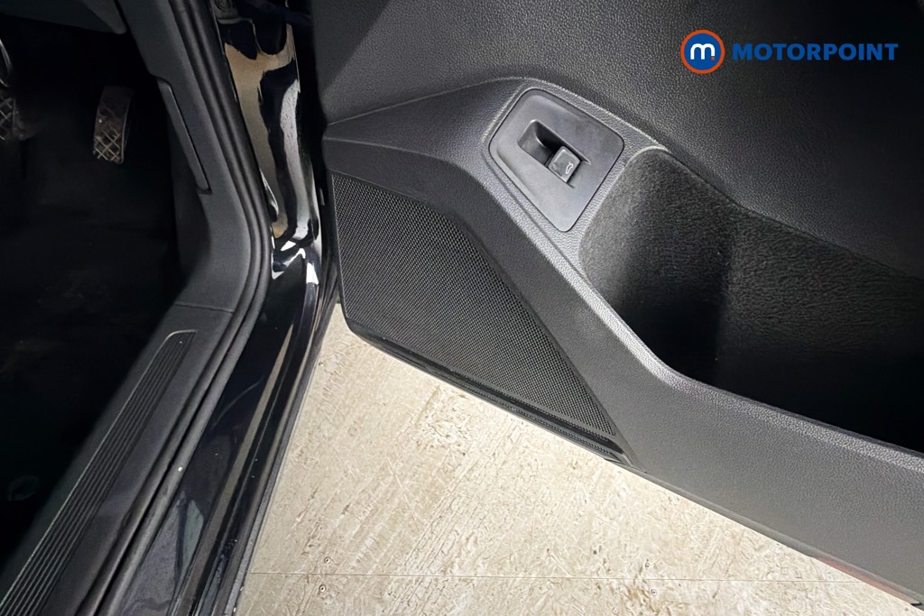 Volkswagen Tiguan Allspace Life Manual Petrol SUV - Stock Number (1641233) - 21st supplementary image