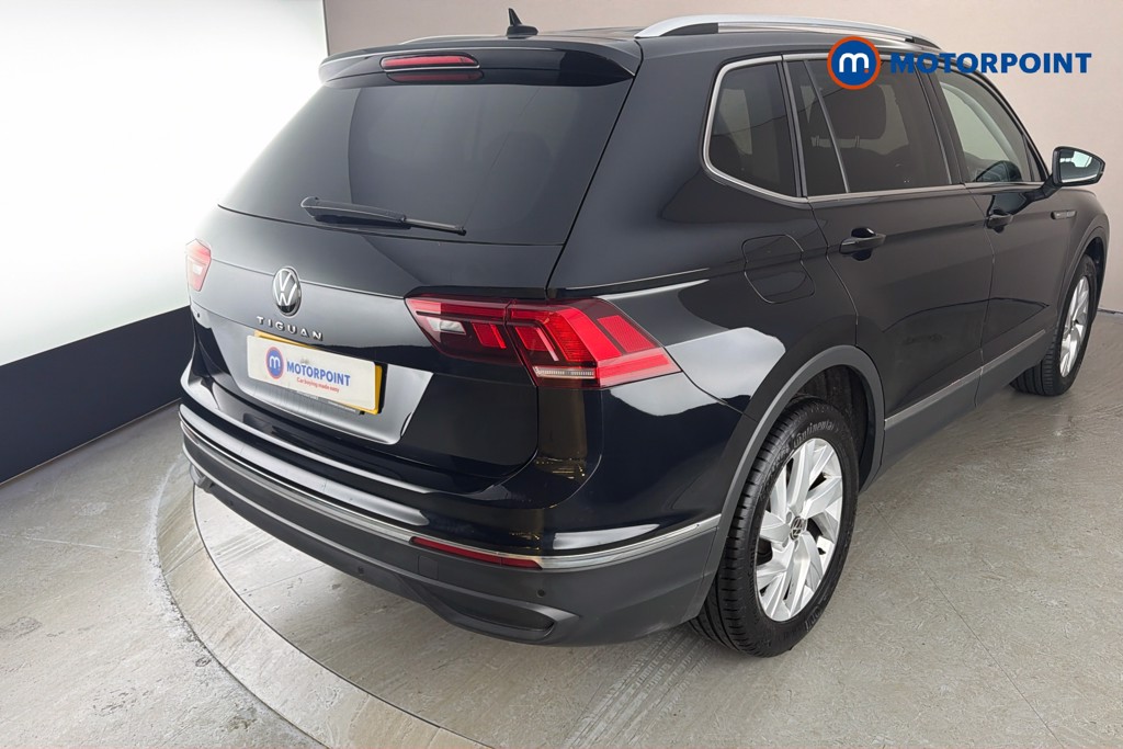 Volkswagen Tiguan Allspace Life Manual Petrol SUV - Stock Number (1641233) - 38th supplementary image