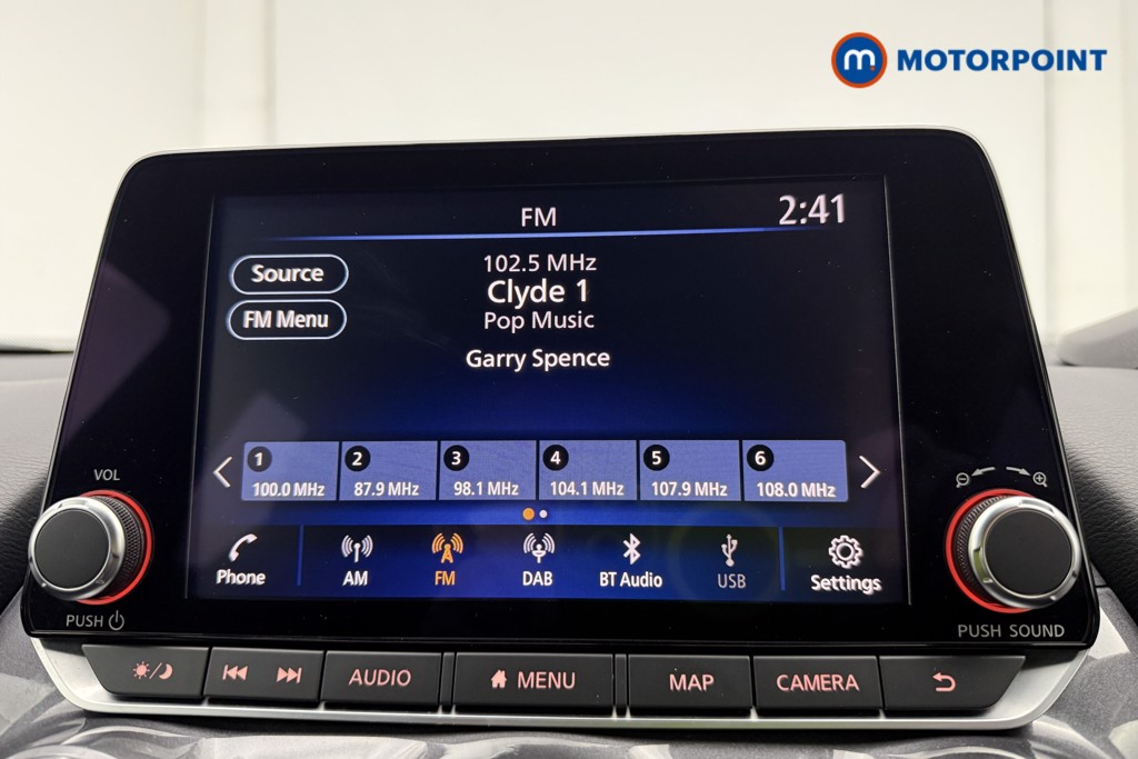 Nissan Juke N-Connecta Automatic Petrol SUV - Stock Number (1641290) - 4th supplementary image