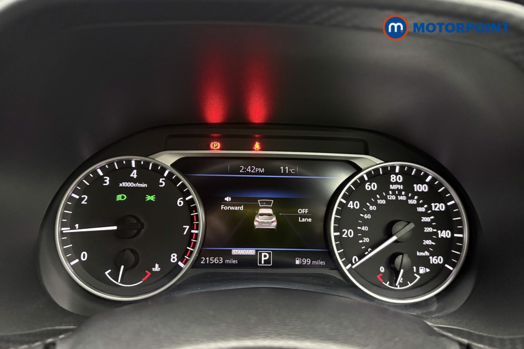 Nissan Juke N-Connecta Automatic Petrol SUV - Stock Number (1641290) - 6th supplementary image