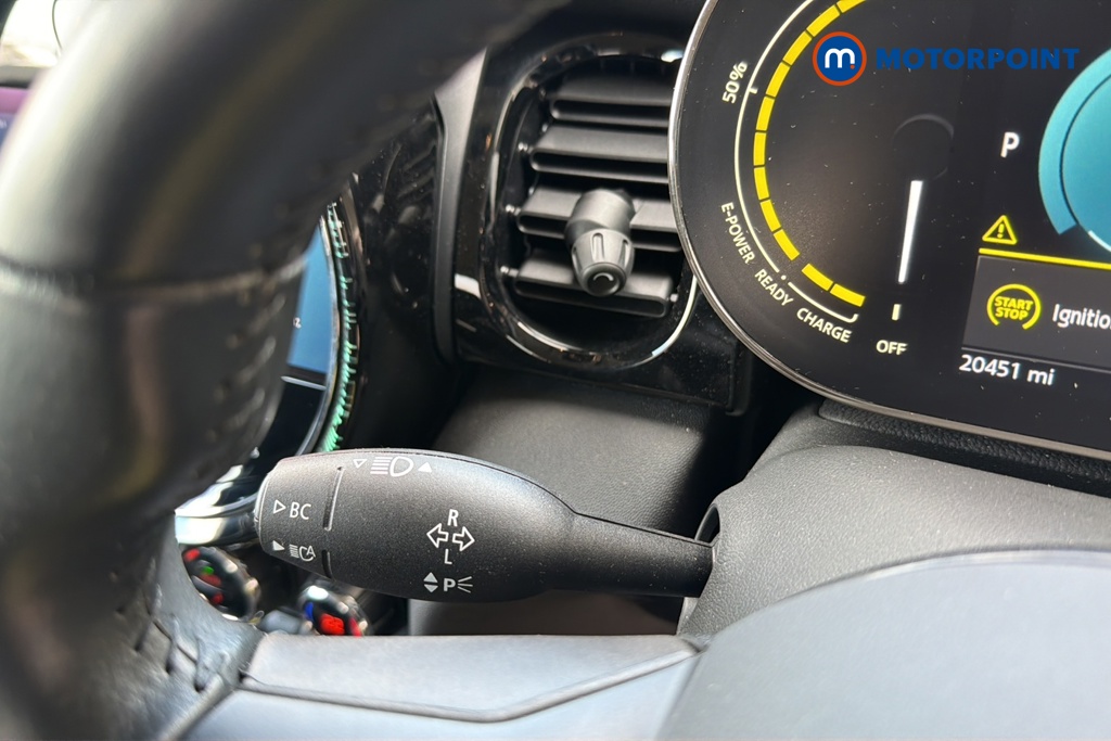 Mini Hatchback Cooper S Level 1 Automatic Electric Hatchback - Stock Number (1641517) - 5th supplementary image