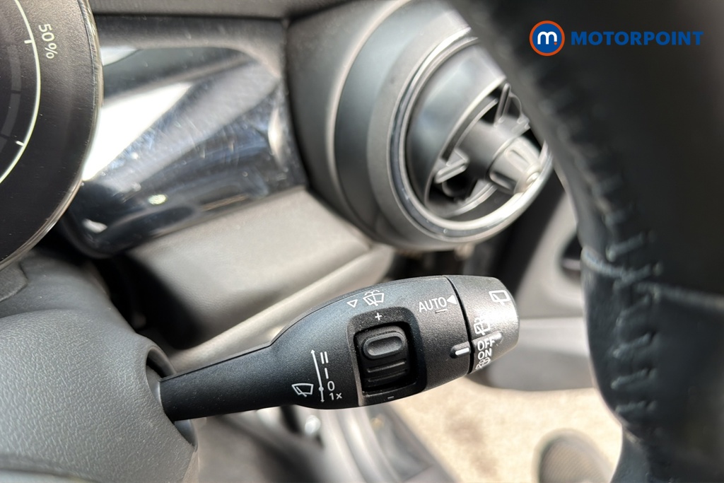 Mini Hatchback Cooper S Level 1 Automatic Electric Hatchback - Stock Number (1641517) - 6th supplementary image