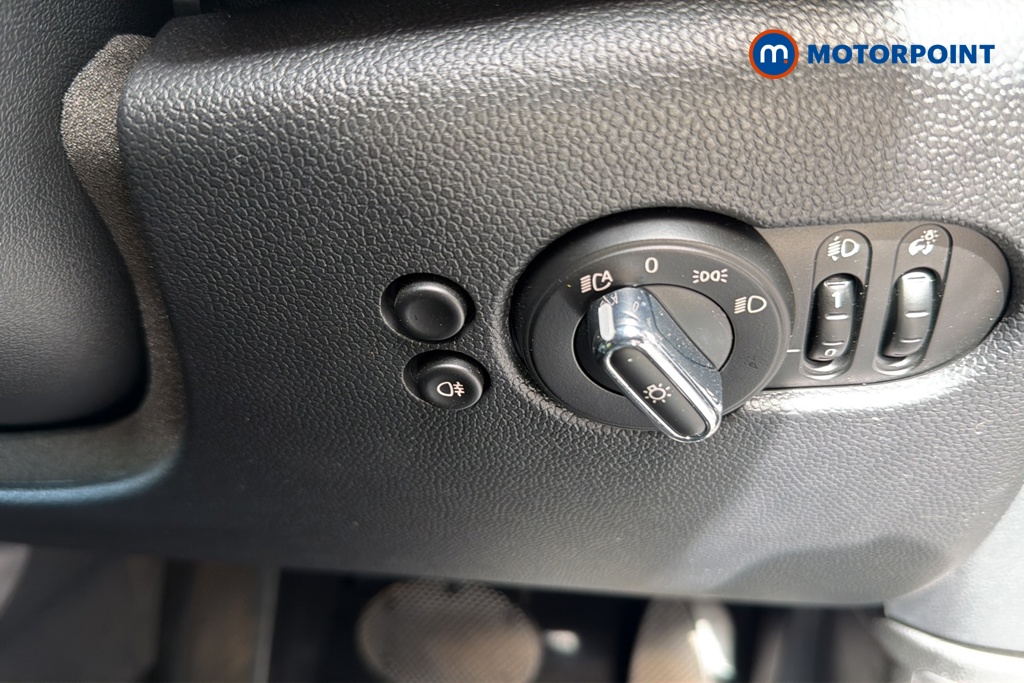 Mini Hatchback Cooper S Level 1 Automatic Electric Hatchback - Stock Number (1641517) - 11th supplementary image