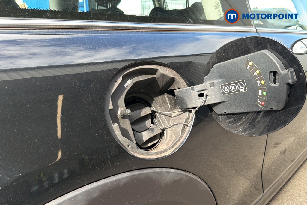 Mini Hatchback Cooper S Level 1 Automatic Electric Hatchback - Stock Number (1641517) - 41st supplementary image