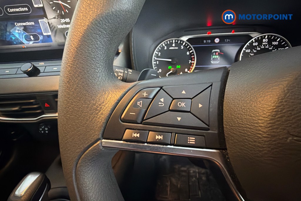 Nissan Juke Acenta Premium Automatic Petrol SUV - Stock Number (1641705) - 3rd supplementary image