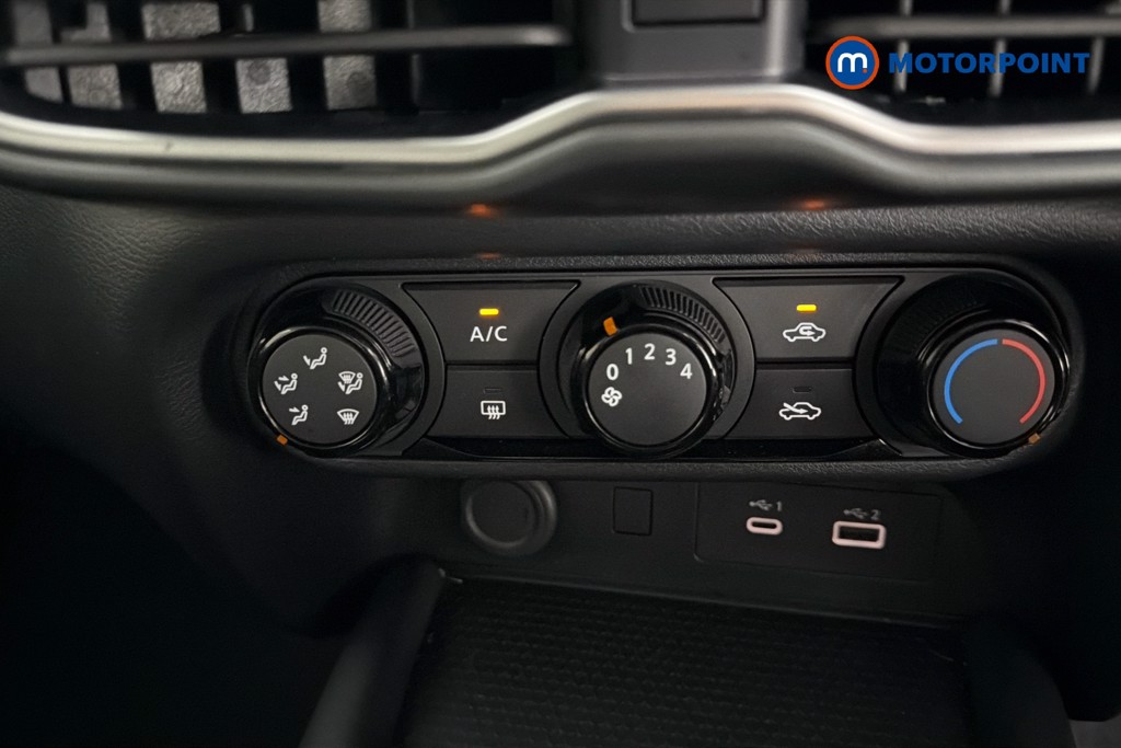 Nissan Juke Acenta Premium Automatic Petrol SUV - Stock Number (1641705) - 12th supplementary image